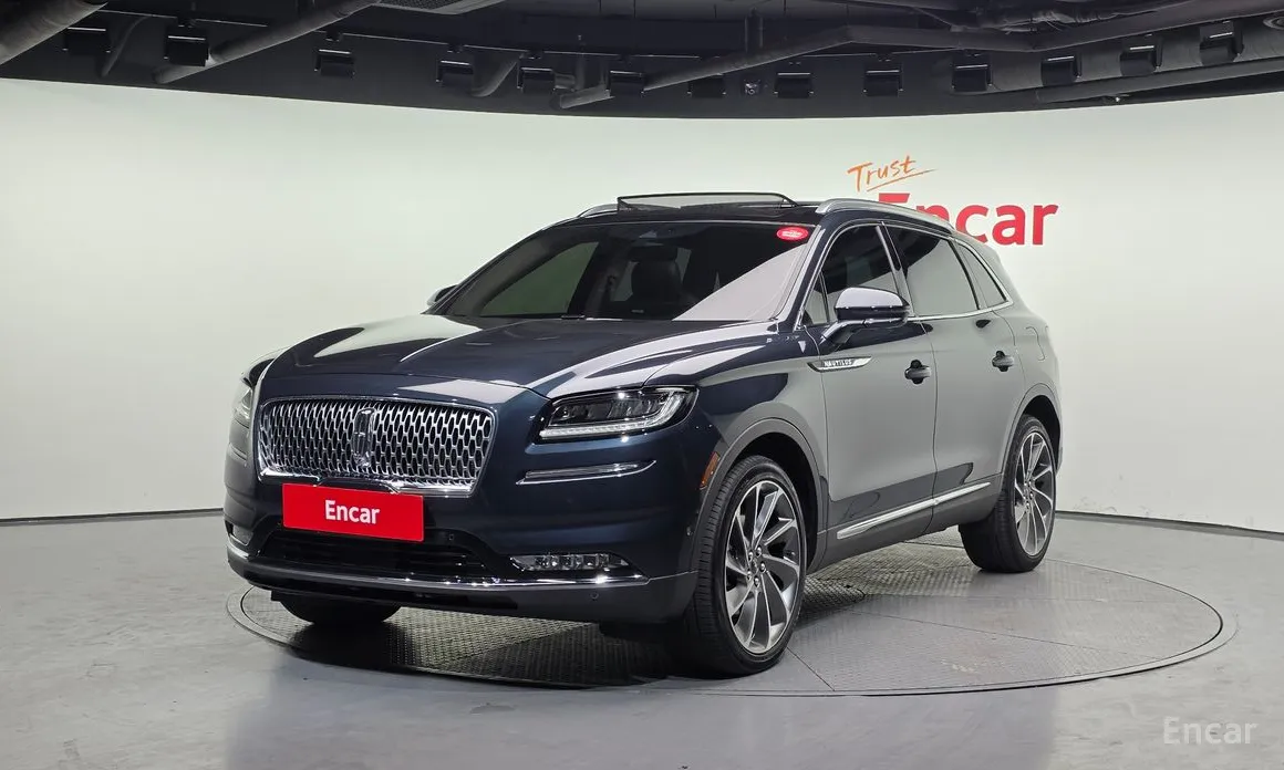 Фото 1 - Lincoln Nautilus