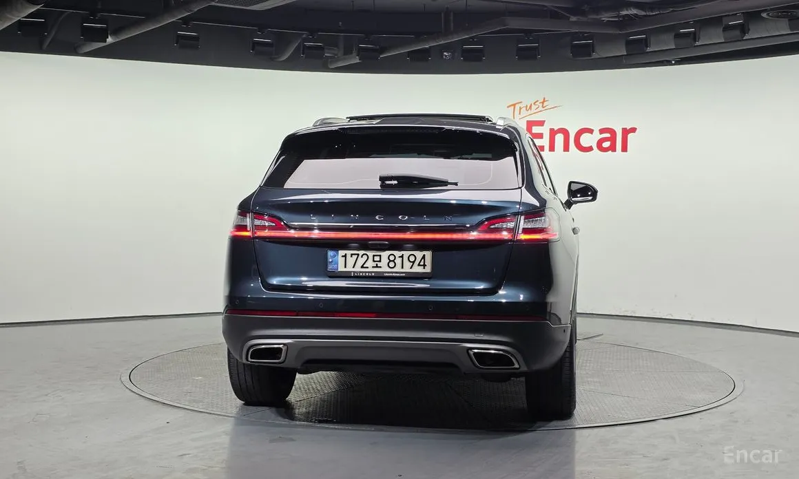 Фото 4 - Lincoln Nautilus