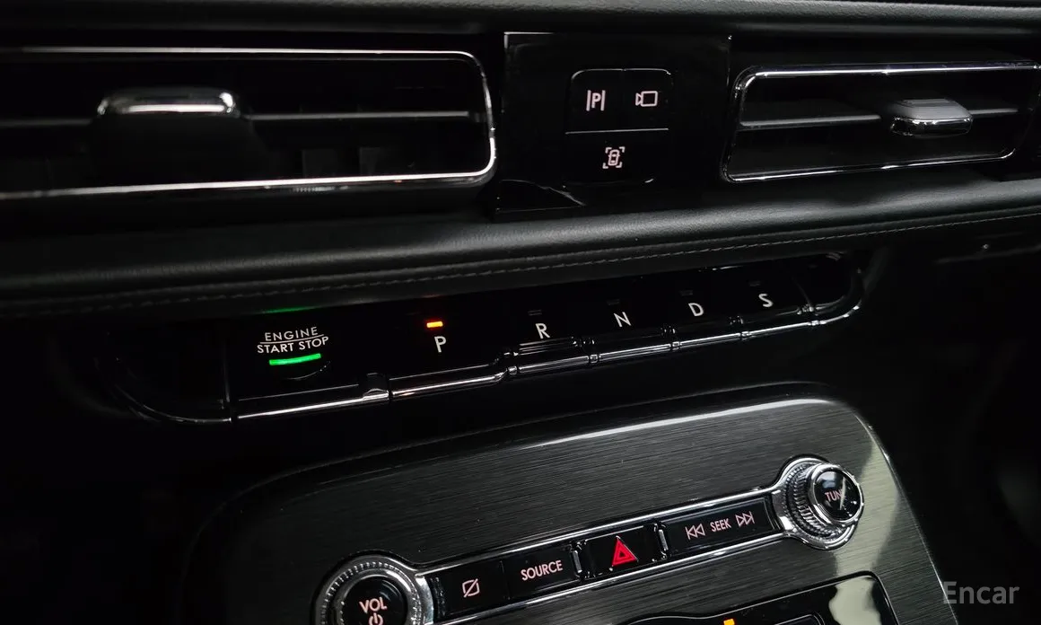 Фото 9 - Lincoln Nautilus