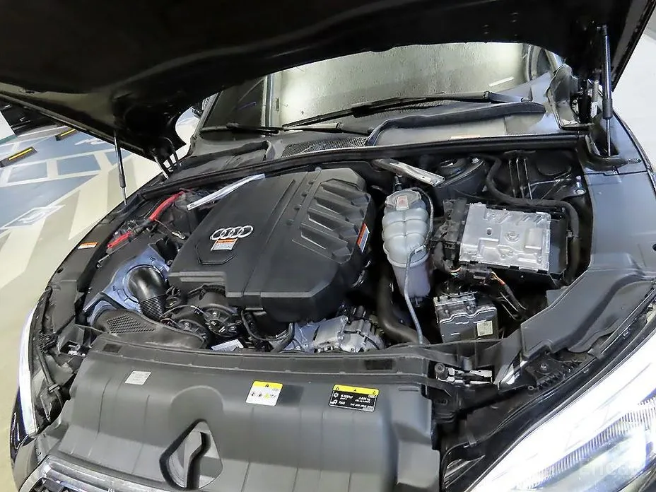 Фото 19 - Audi A5