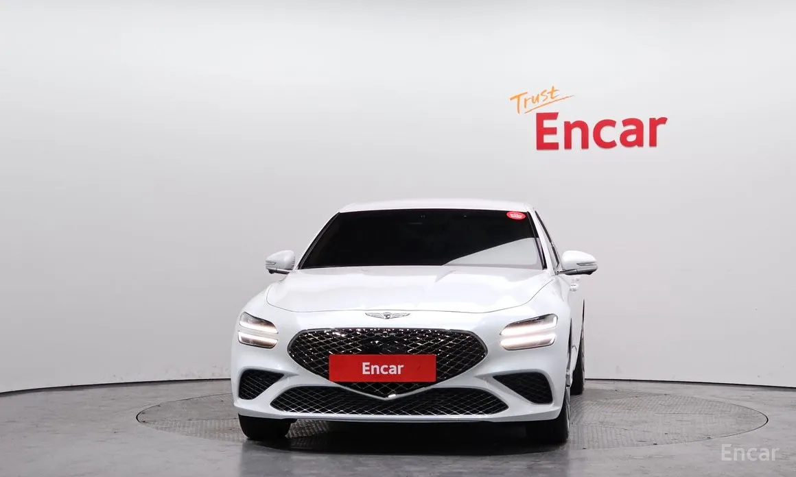 Фото 3 - Genesis G70