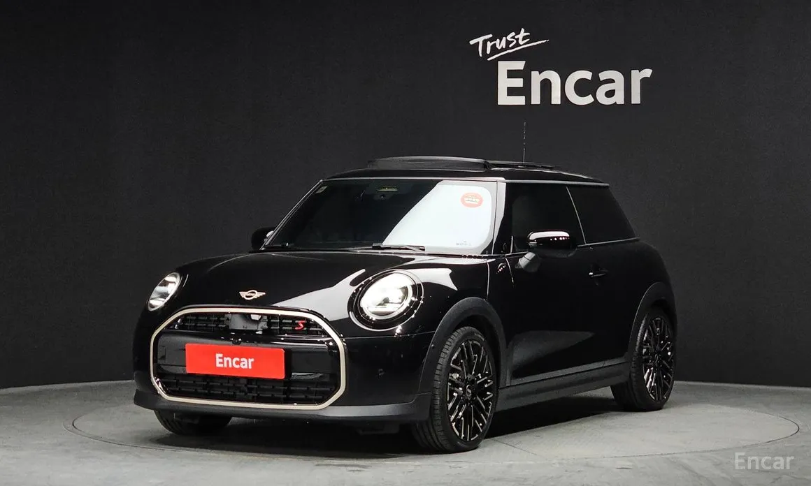 Фото 1 - Mini Cooper