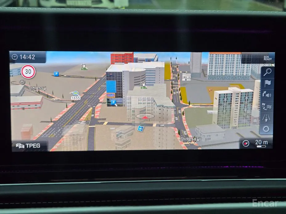 Фото 11 - Mercedes-Benz G-Class