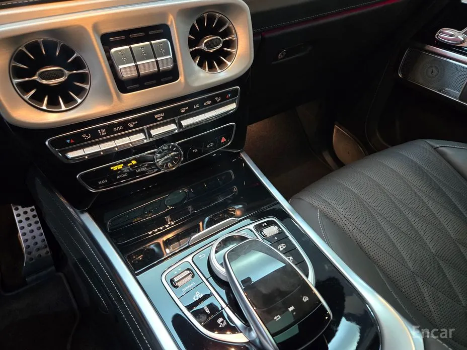 Фото 9 - Mercedes-Benz G-Class