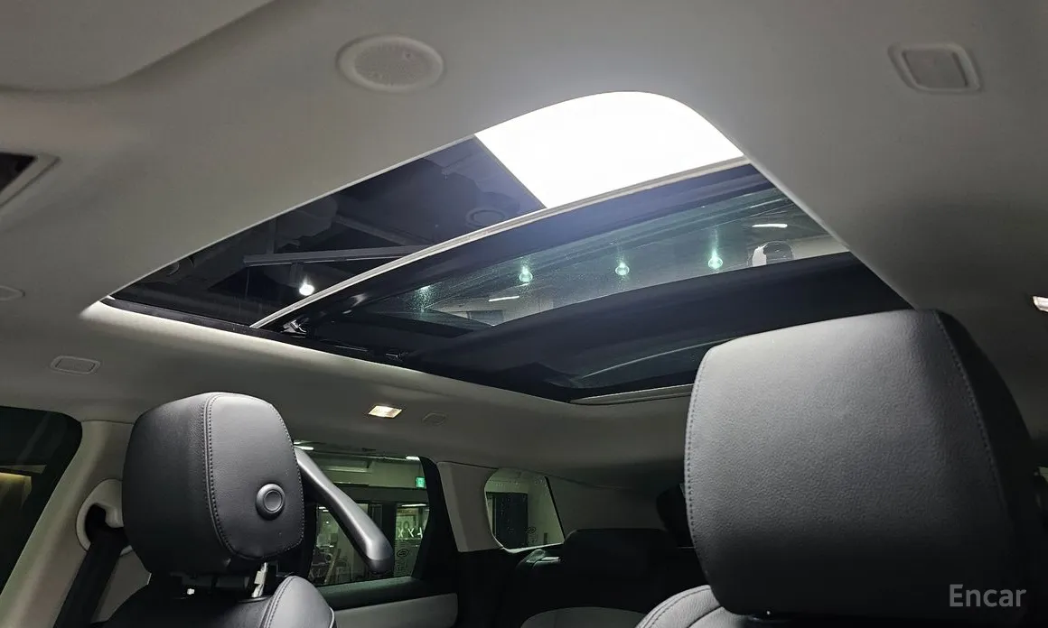 Фото 16 - Land Rover Range Rover Evoque