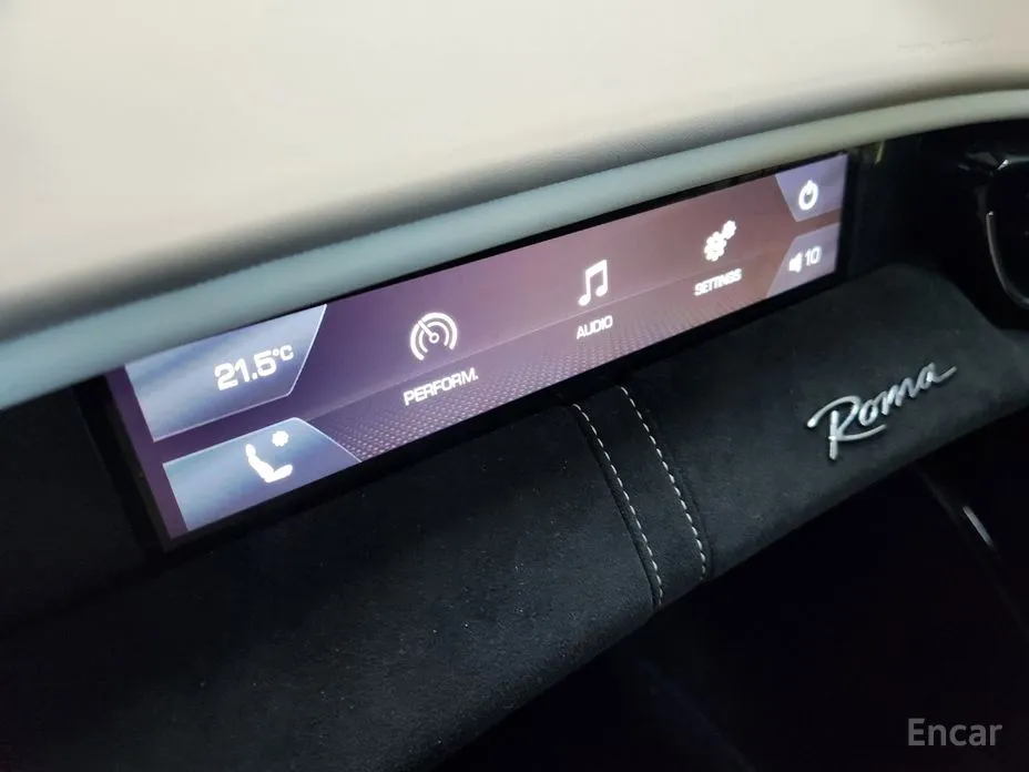 Фото 15 - Ferrari Roma