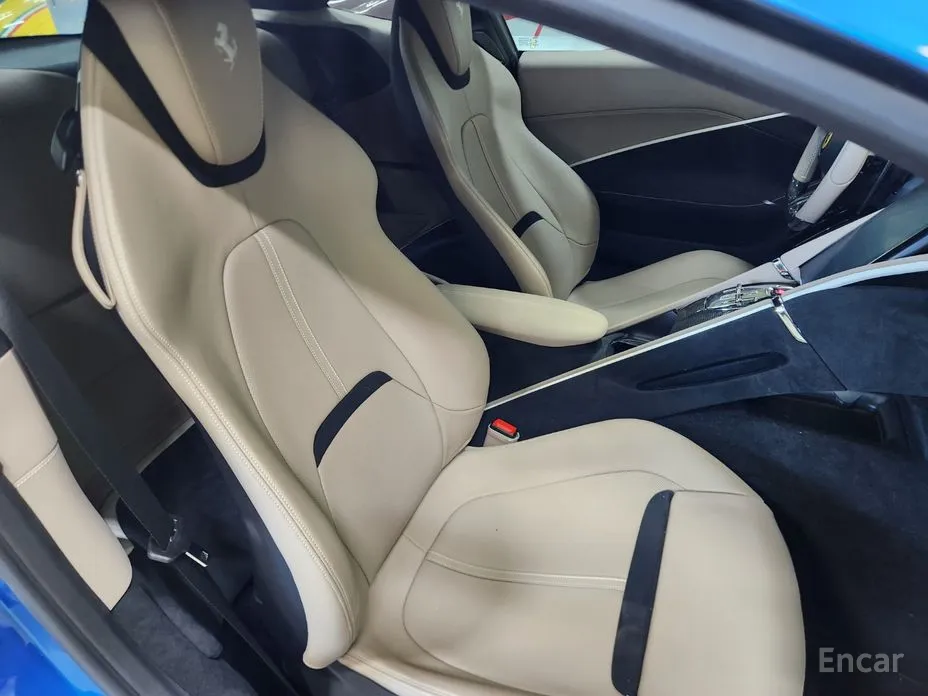 Фото 18 - Ferrari Roma