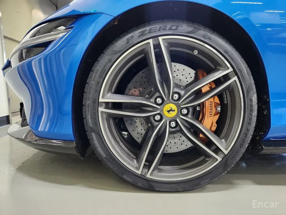 Фото 20 - Ferrari Roma