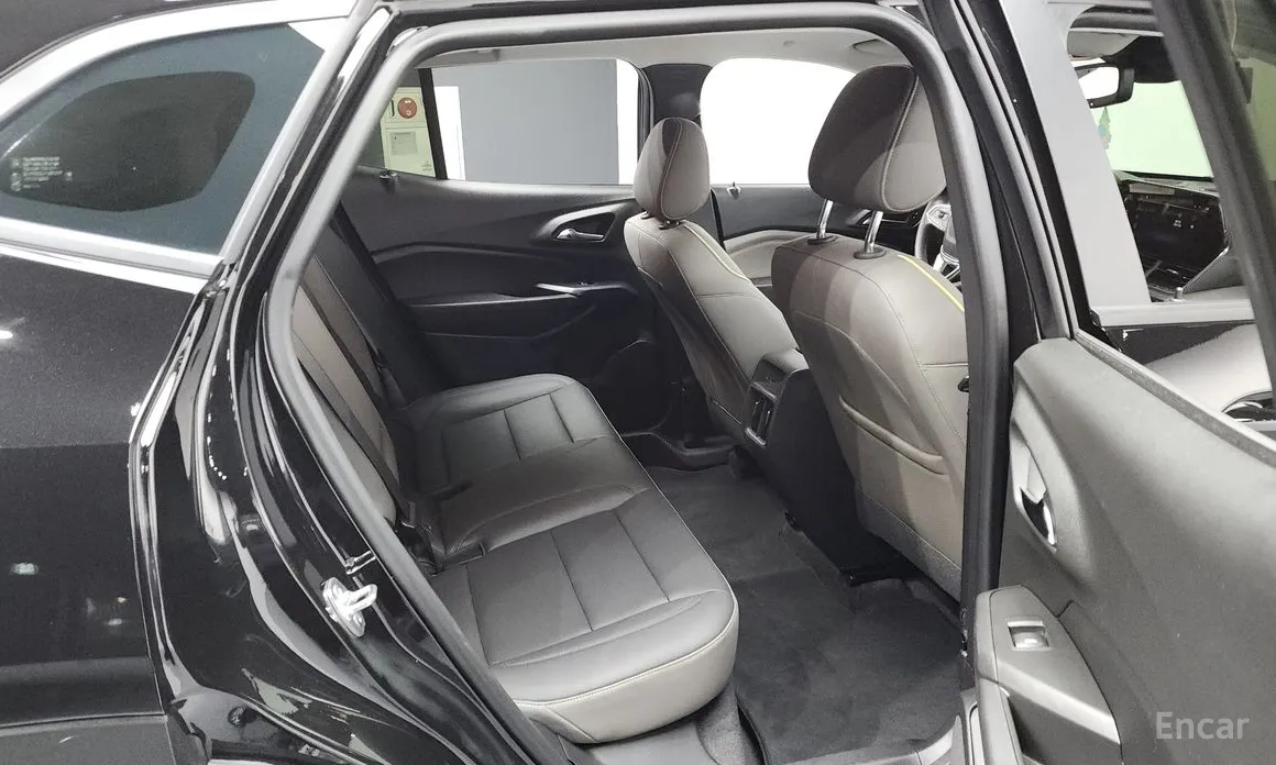 Фото 12 - Chevrolet Trax