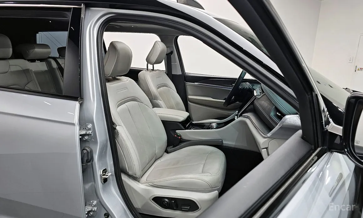 Фото 12 - Jeep Cherokee