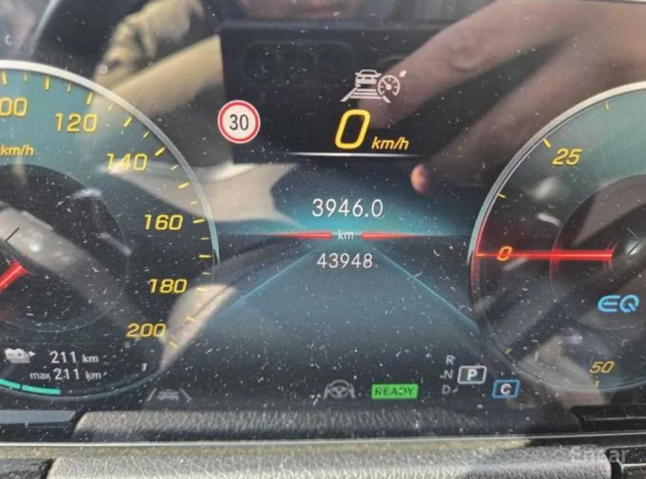 Фото 4 - Mercedes-Benz EQA