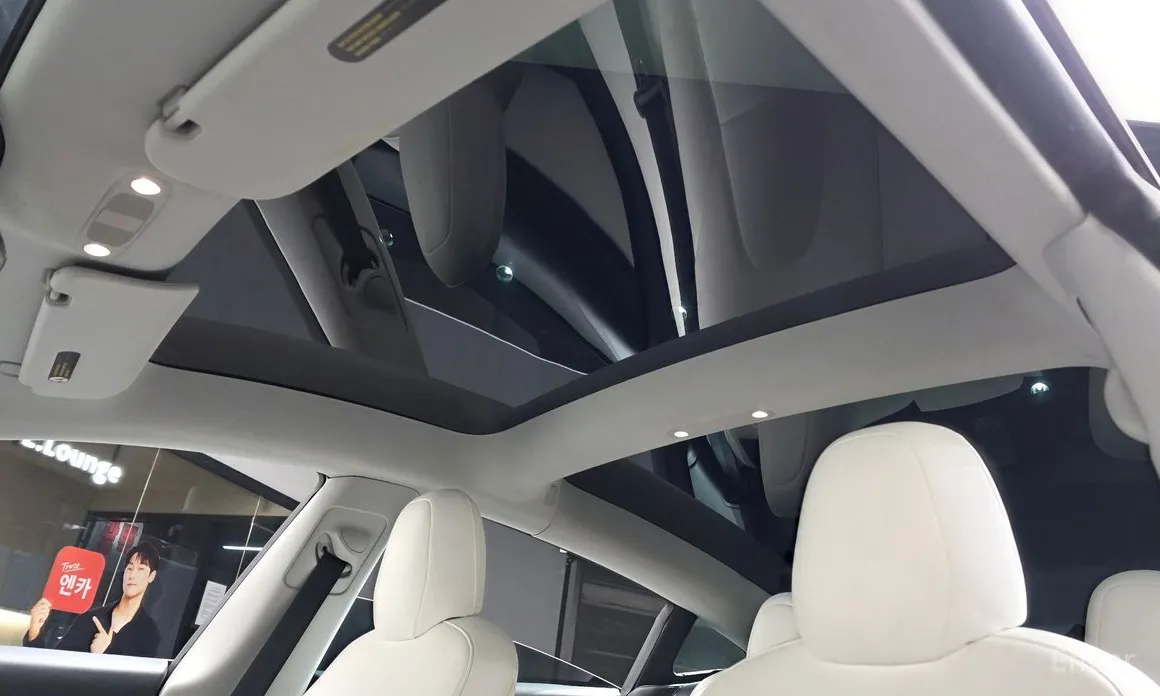 Фото 18 - Tesla Model 3