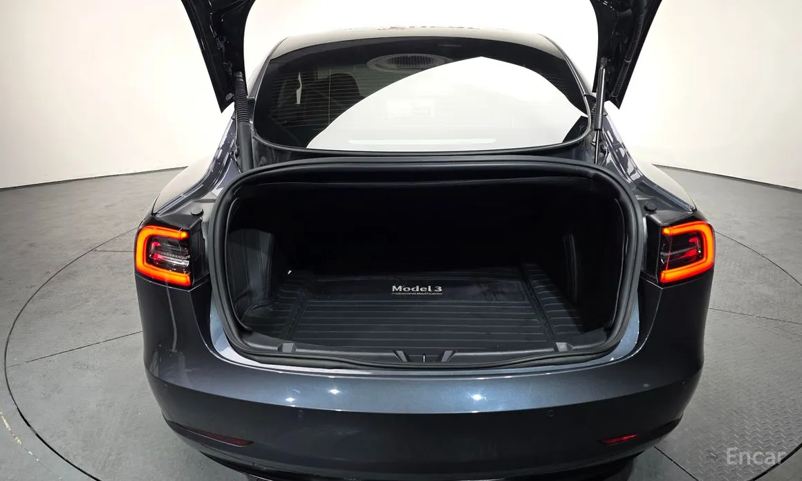 Фото 19 - Tesla Model 3