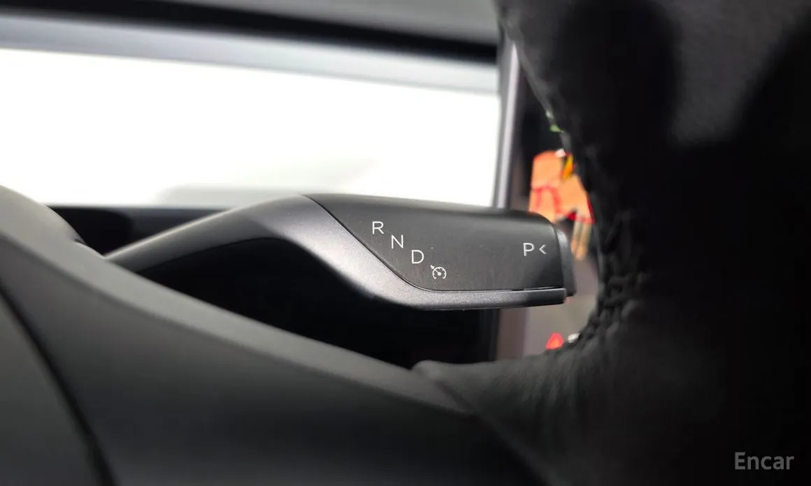 Фото 9 - Tesla Model 3