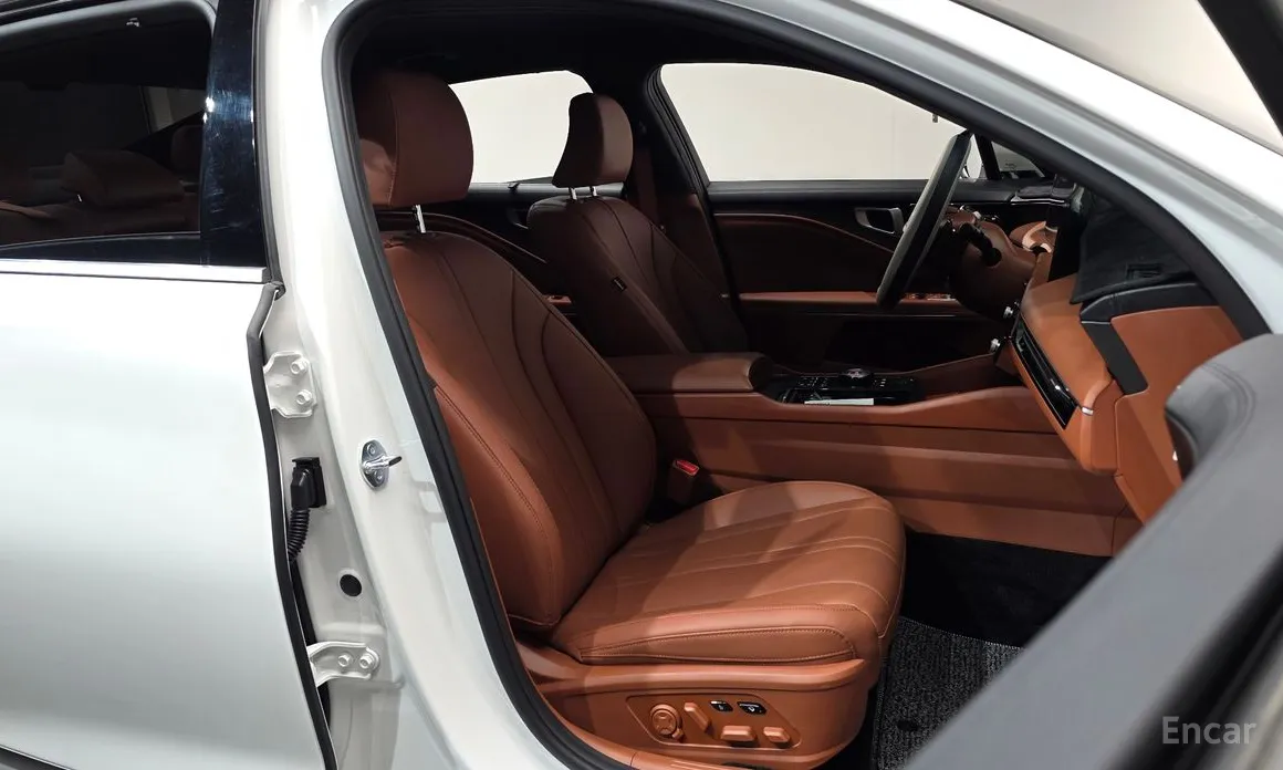 Фото 10 - Kia K8