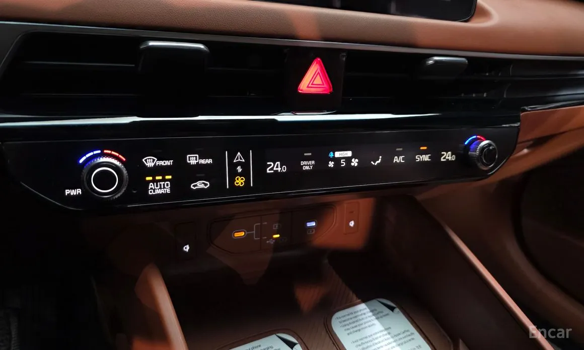 Фото 16 - Kia K8