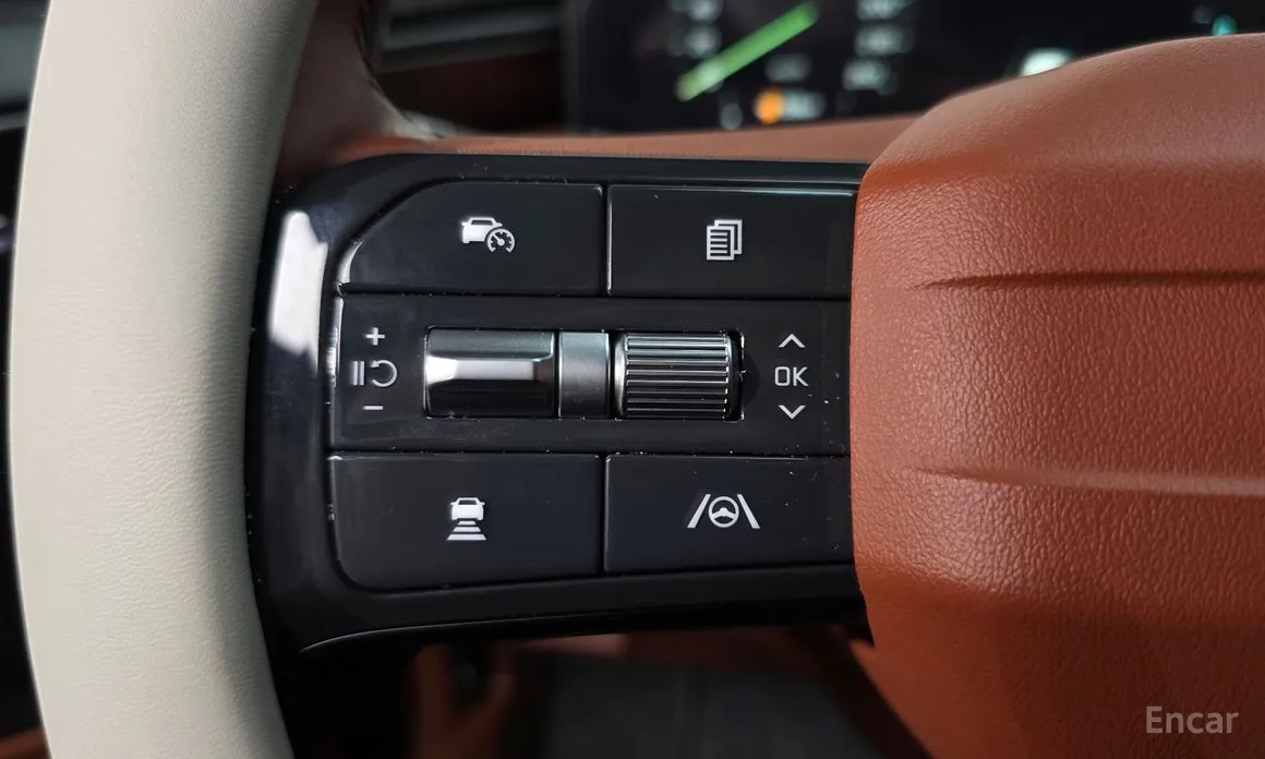 Фото 17 - Kia K8