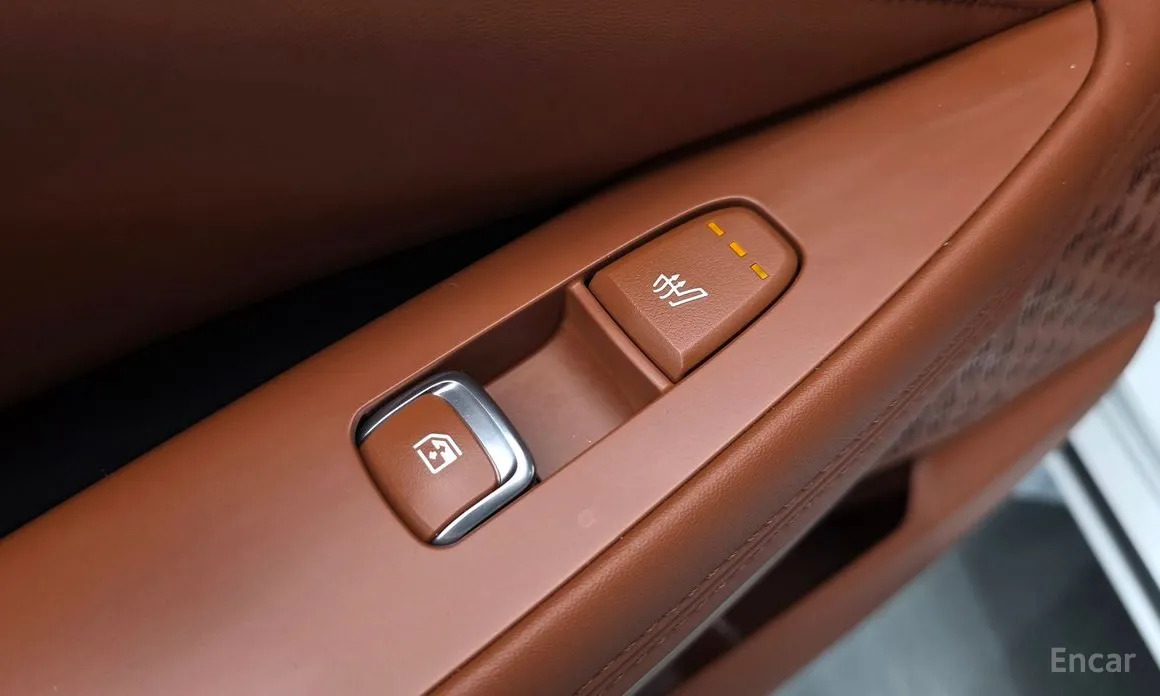 Фото 19 - Kia K8