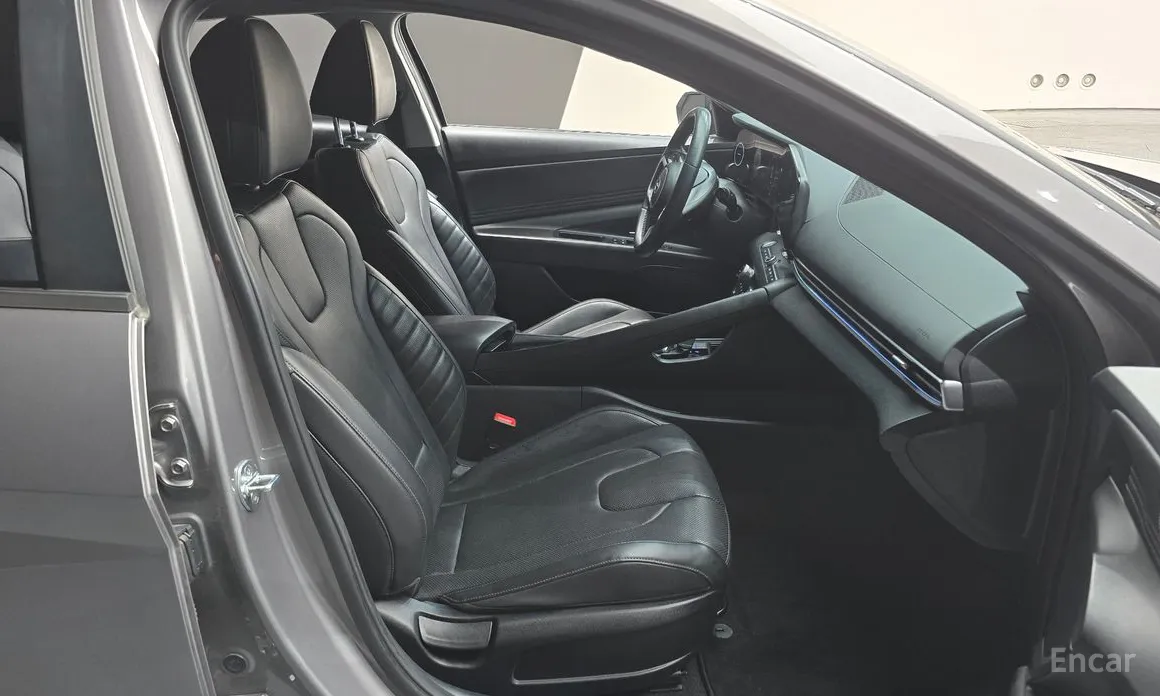 Фото 10 - Hyundai Avante