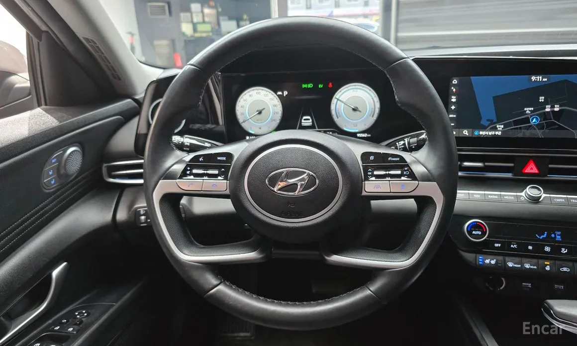 Фото 14 - Hyundai Avante