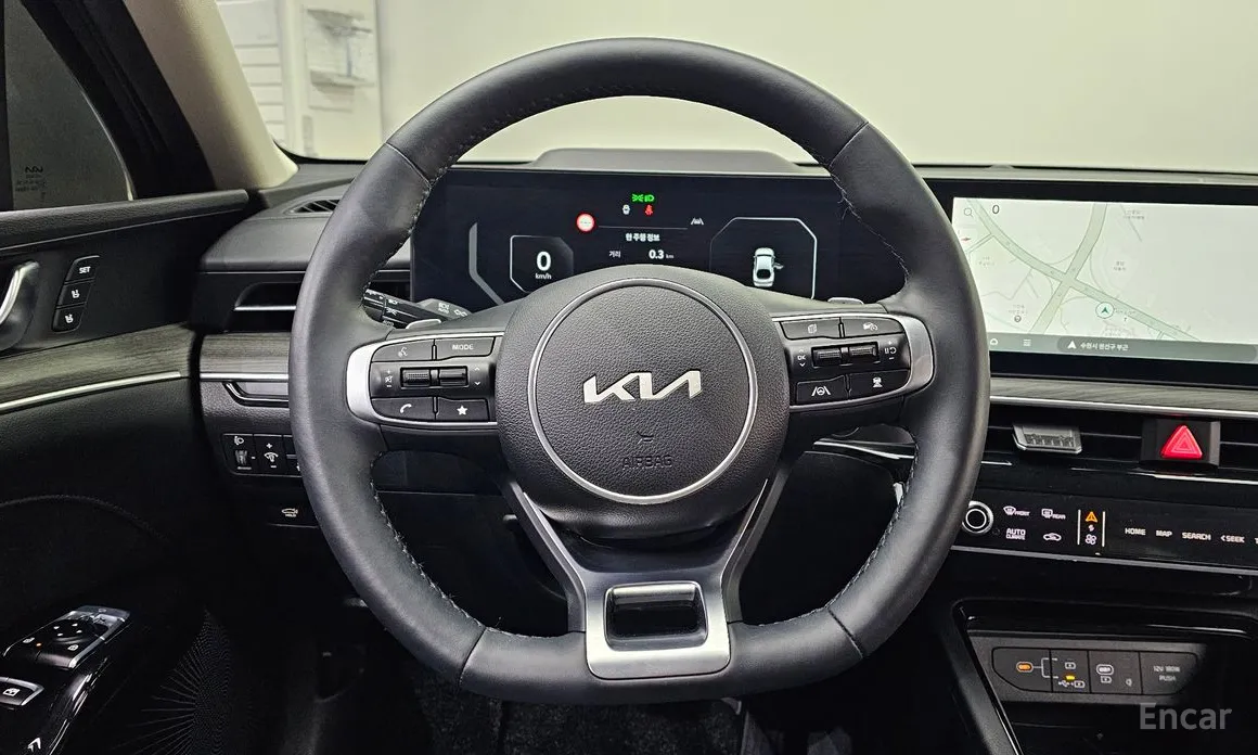 Фото 13 - Kia K5