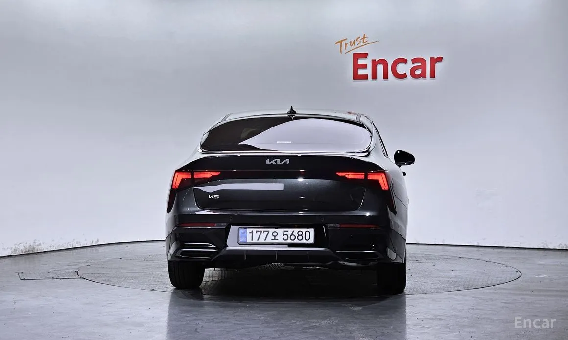 Фото 4 - Kia K5