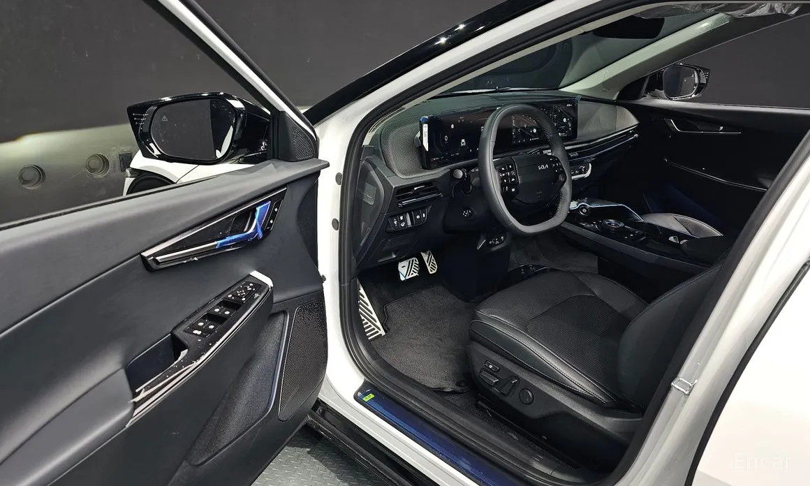 Фото 11 - Kia EV6