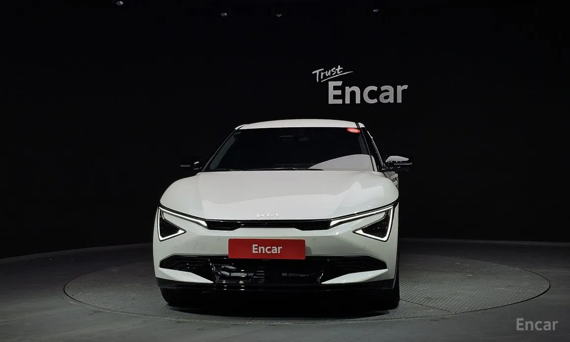 Фото 3 - Kia EV6