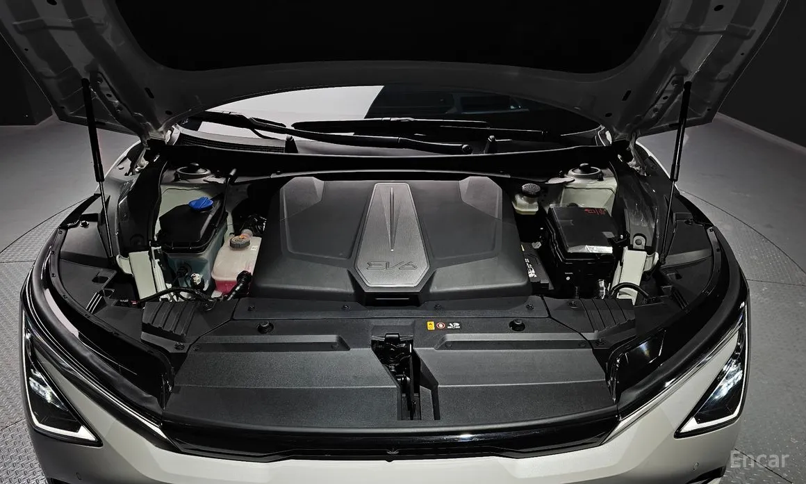 Фото 6 - Kia EV6