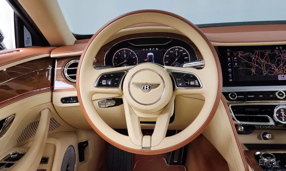 Фото 12 - Bentley Flying Spur