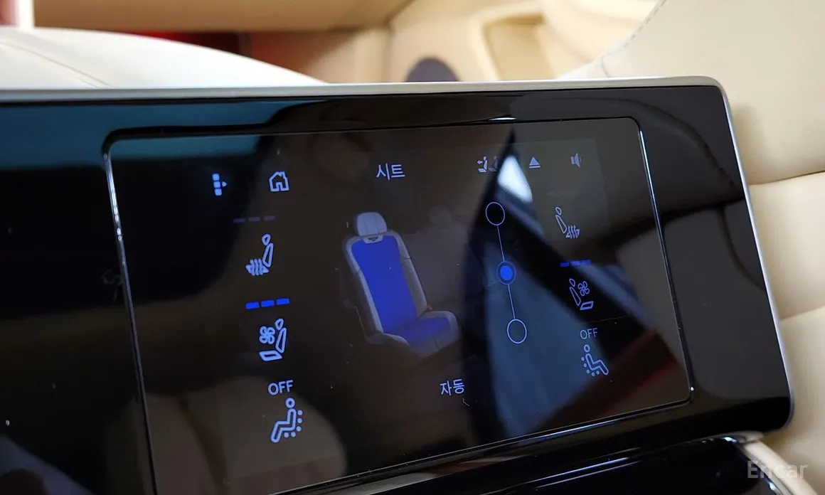 Фото 18 - Bentley Flying Spur