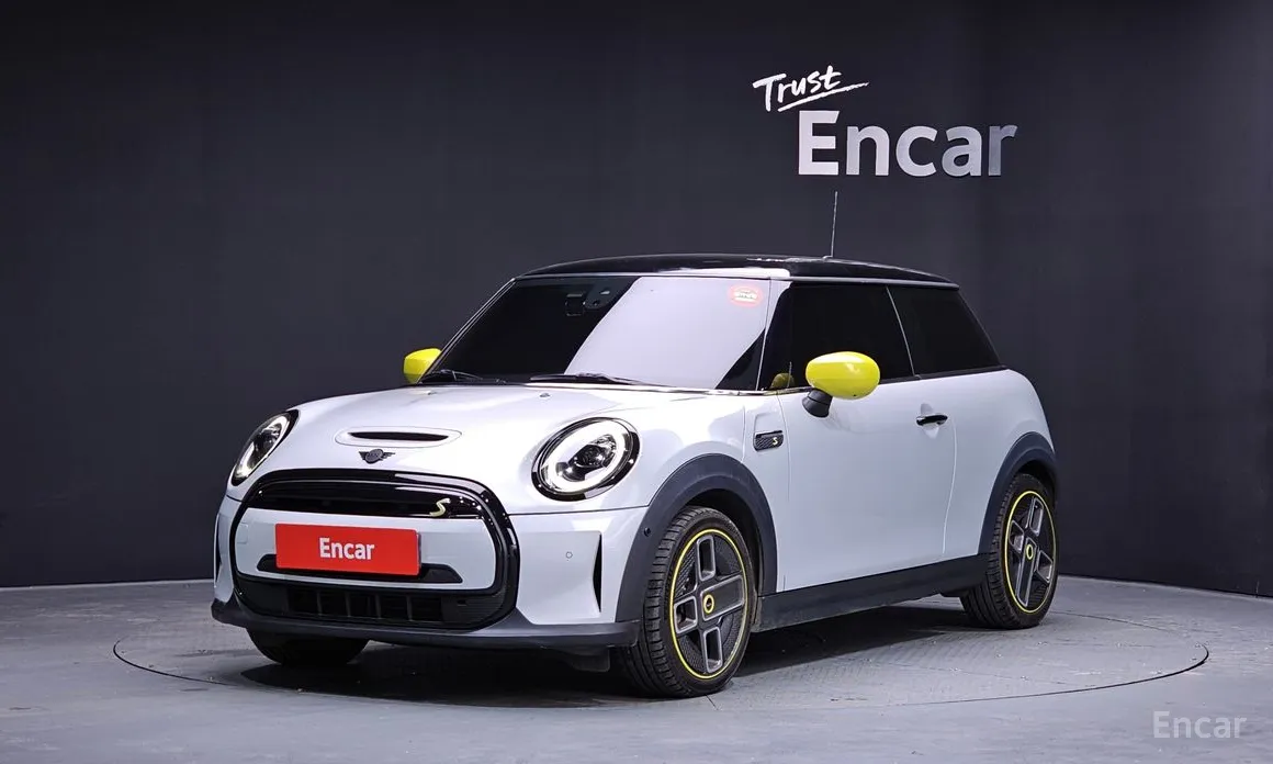 Фото 1 - Mini Cooper