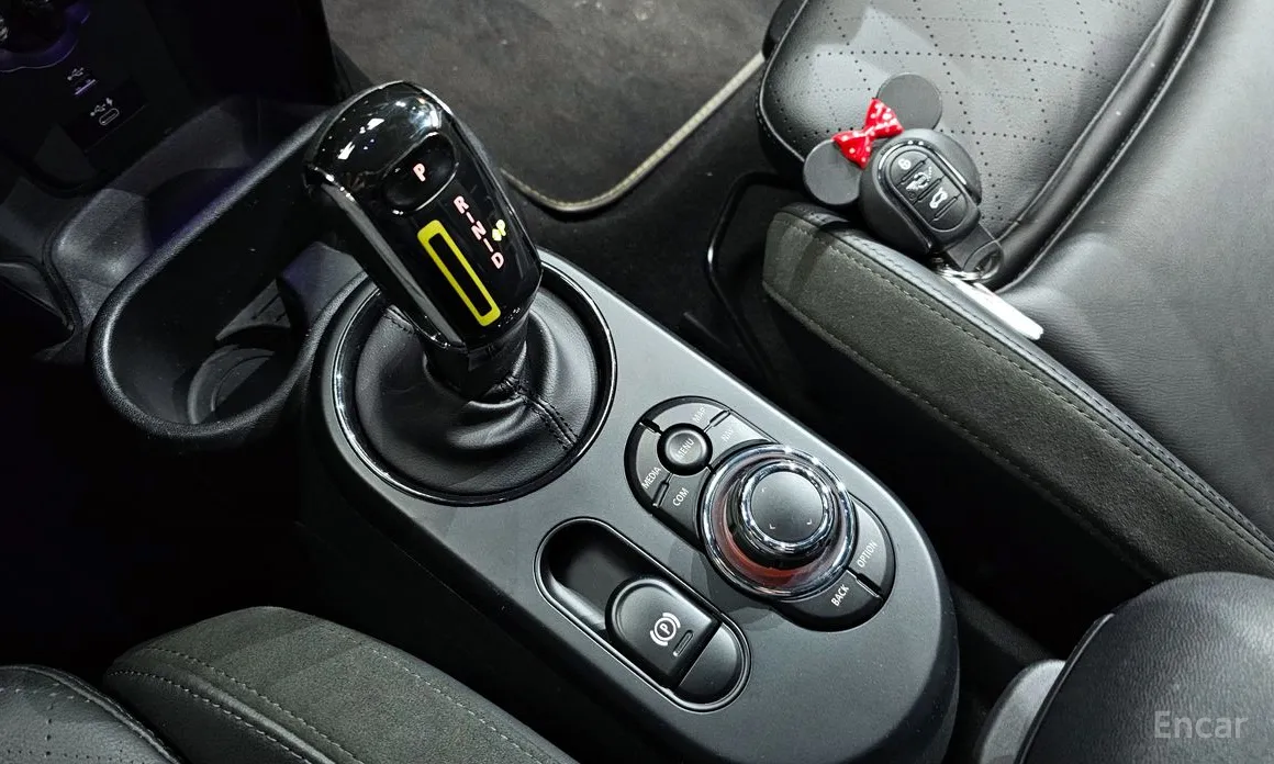 Фото 9 - Mini Cooper