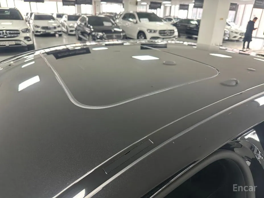 Фото 12 - Mercedes-Benz E-Class