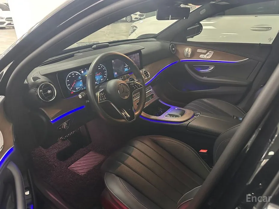 Фото 9 - Mercedes-Benz E-Class