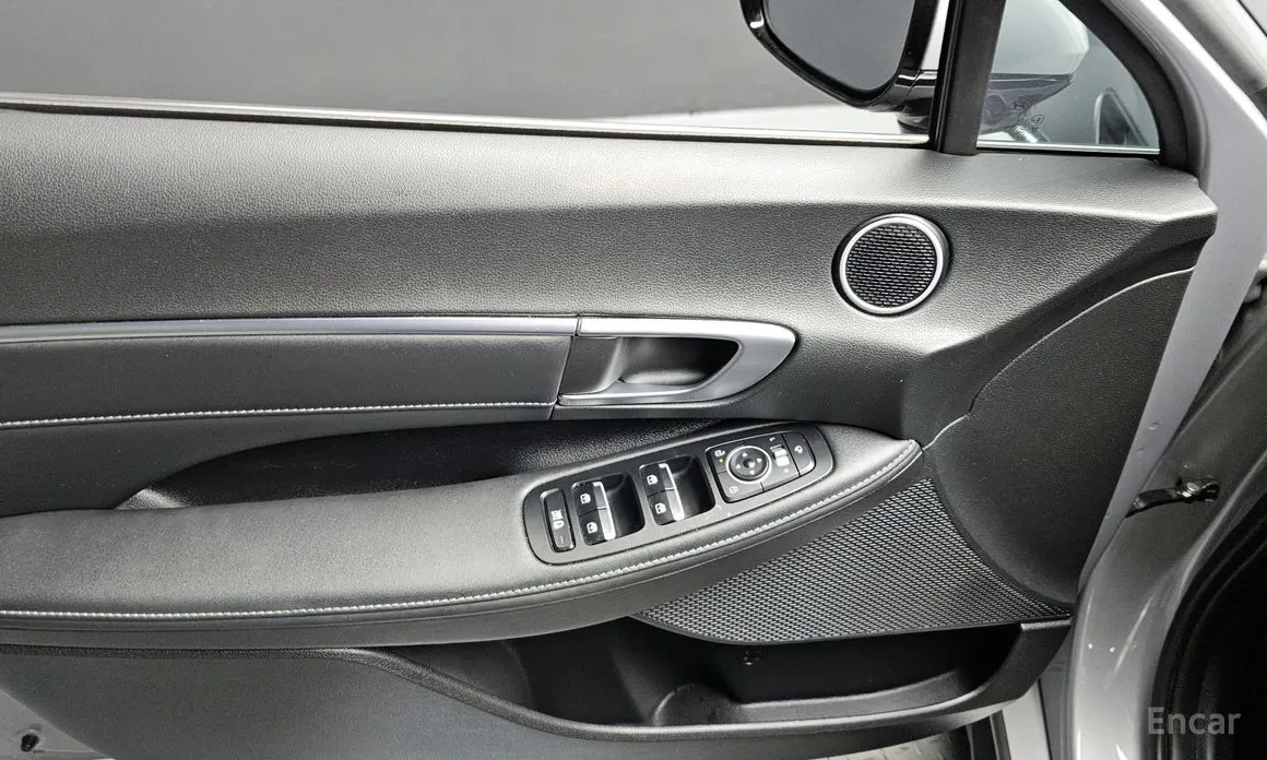 Фото 17 - Hyundai Sonata