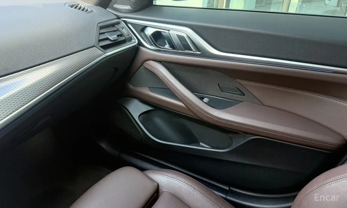 Фото 18 - BMW i4