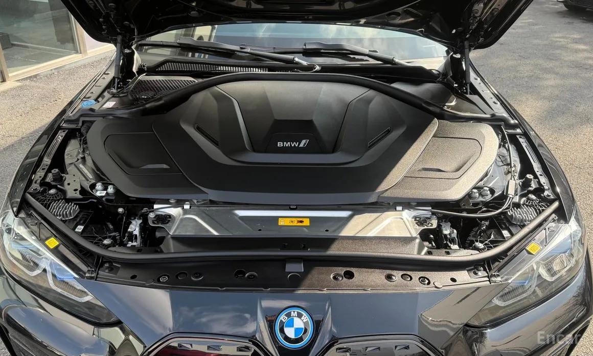 Фото 6 - BMW i4