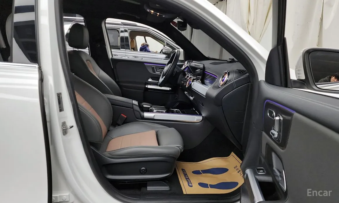 Фото 11 - Mercedes-Benz EQB