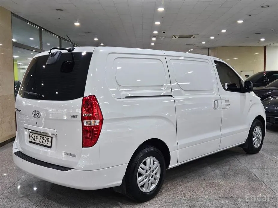 Фото 3 - Hyundai Starex