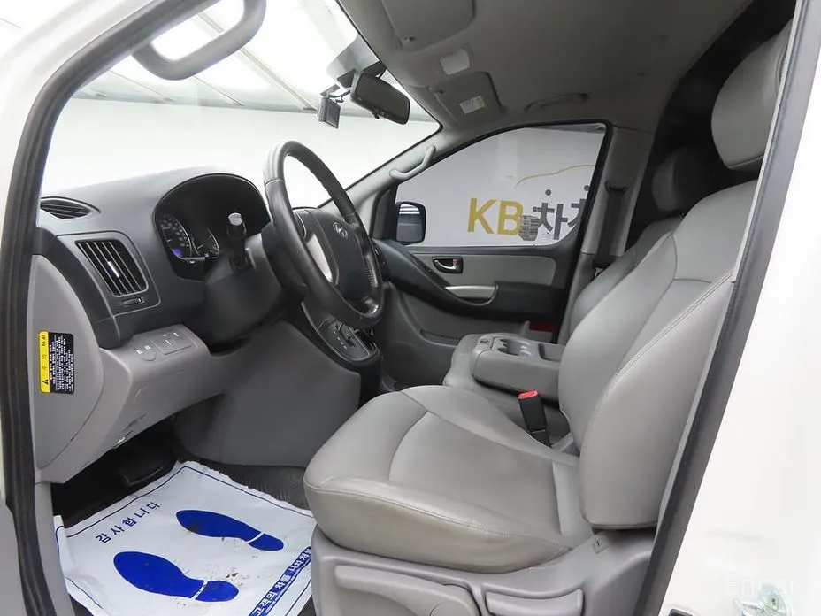 Фото 5 - Hyundai Starex