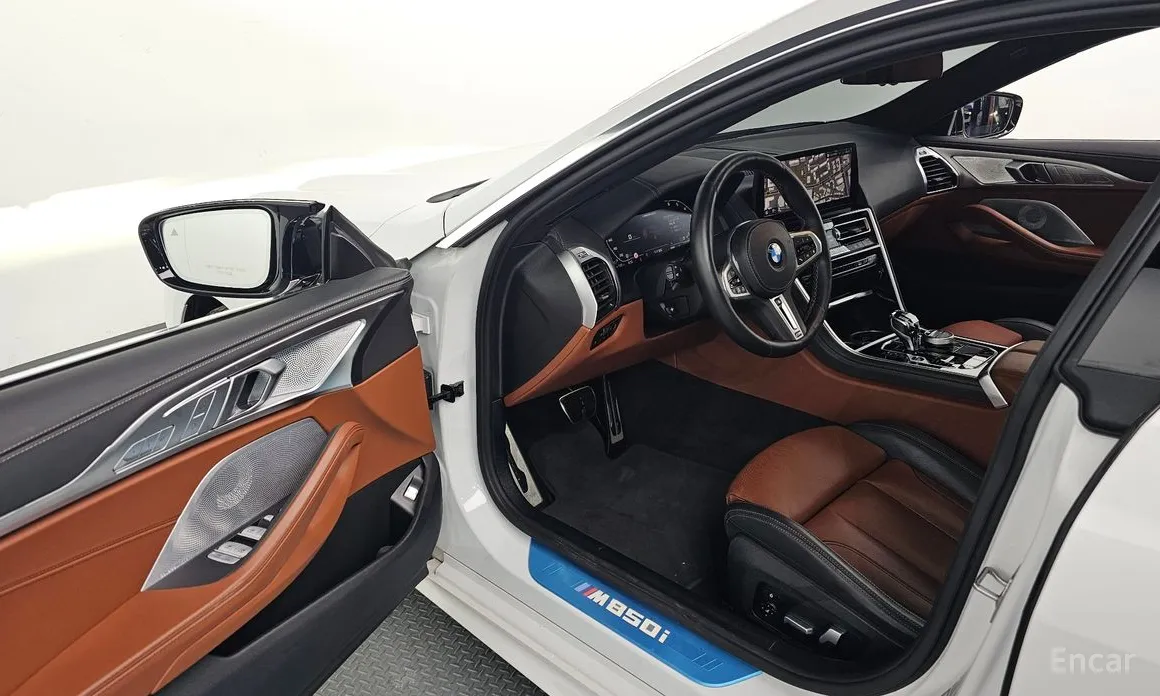 Фото 11 - BMW 8 Series