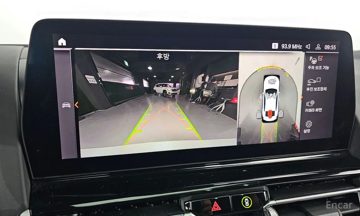 Фото 15 - BMW 8 Series