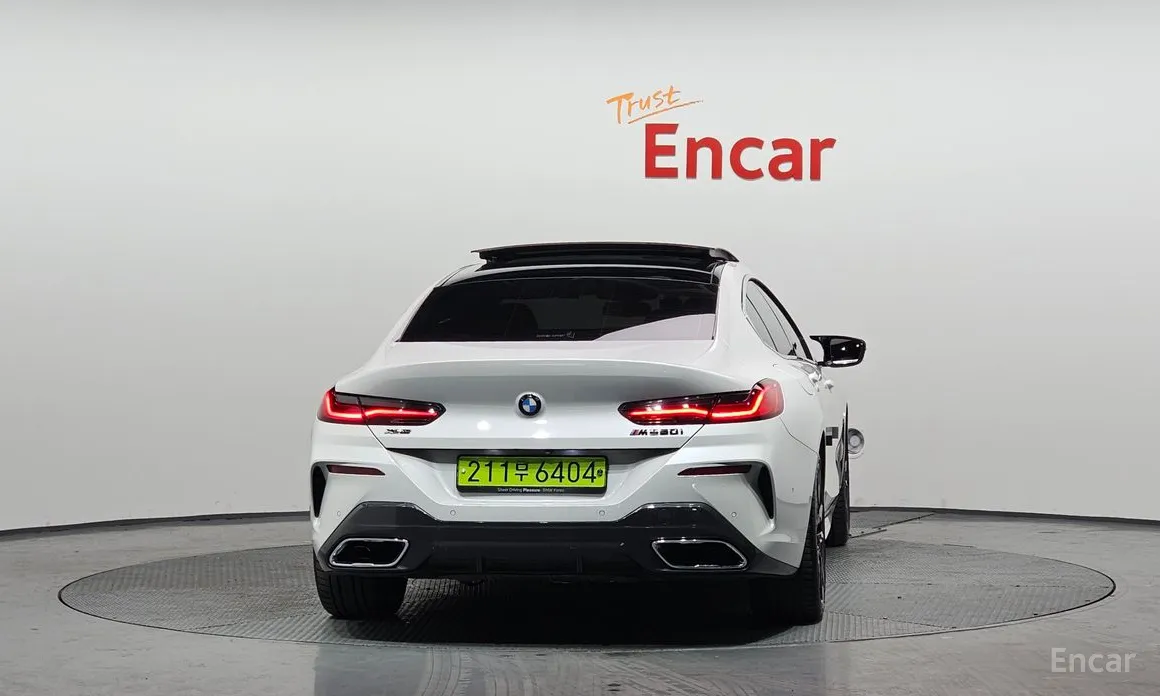 Фото 4 - BMW 8 Series