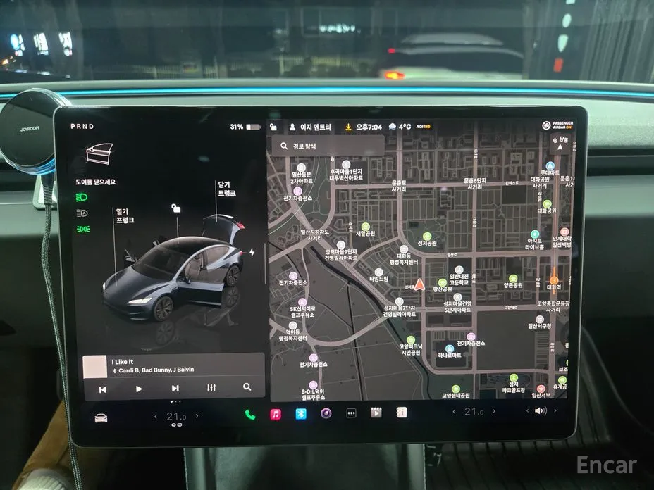 Фото 10 - Tesla Model 3