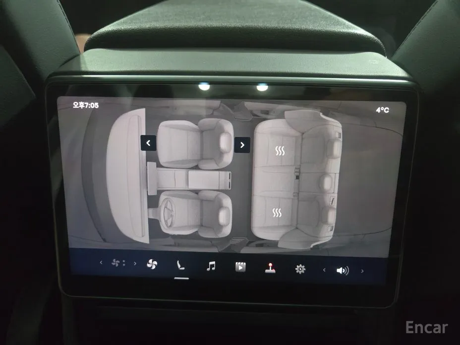 Фото 13 - Tesla Model 3