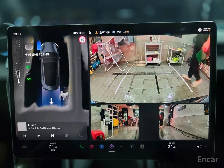 Фото 14 - Tesla Model 3