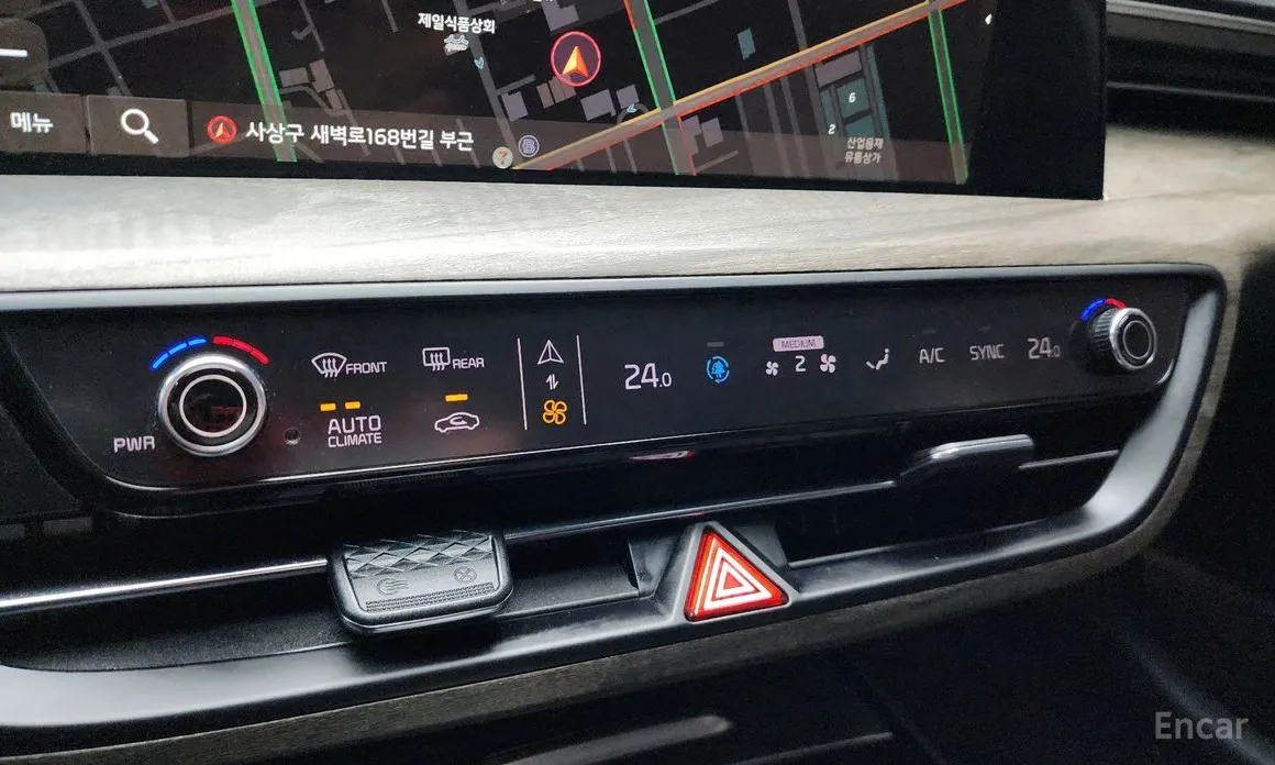 Фото 16 - Kia K8