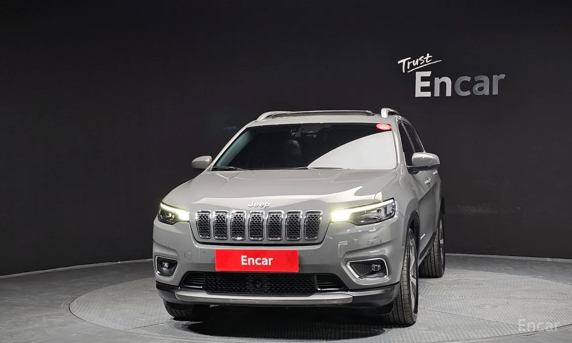 Фото 3 - Jeep Cherokee