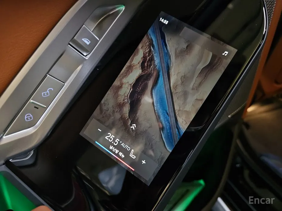 Фото 17 - BMW 7 Series